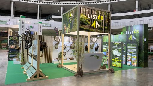 výstavní expozice Lesy ČR